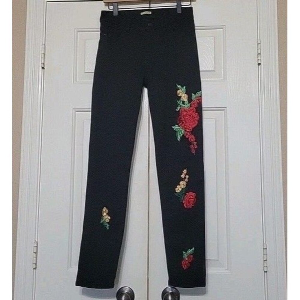 Gianni Bini Ladies Black Red Floral Embroidered Stretchy Pants Size Large